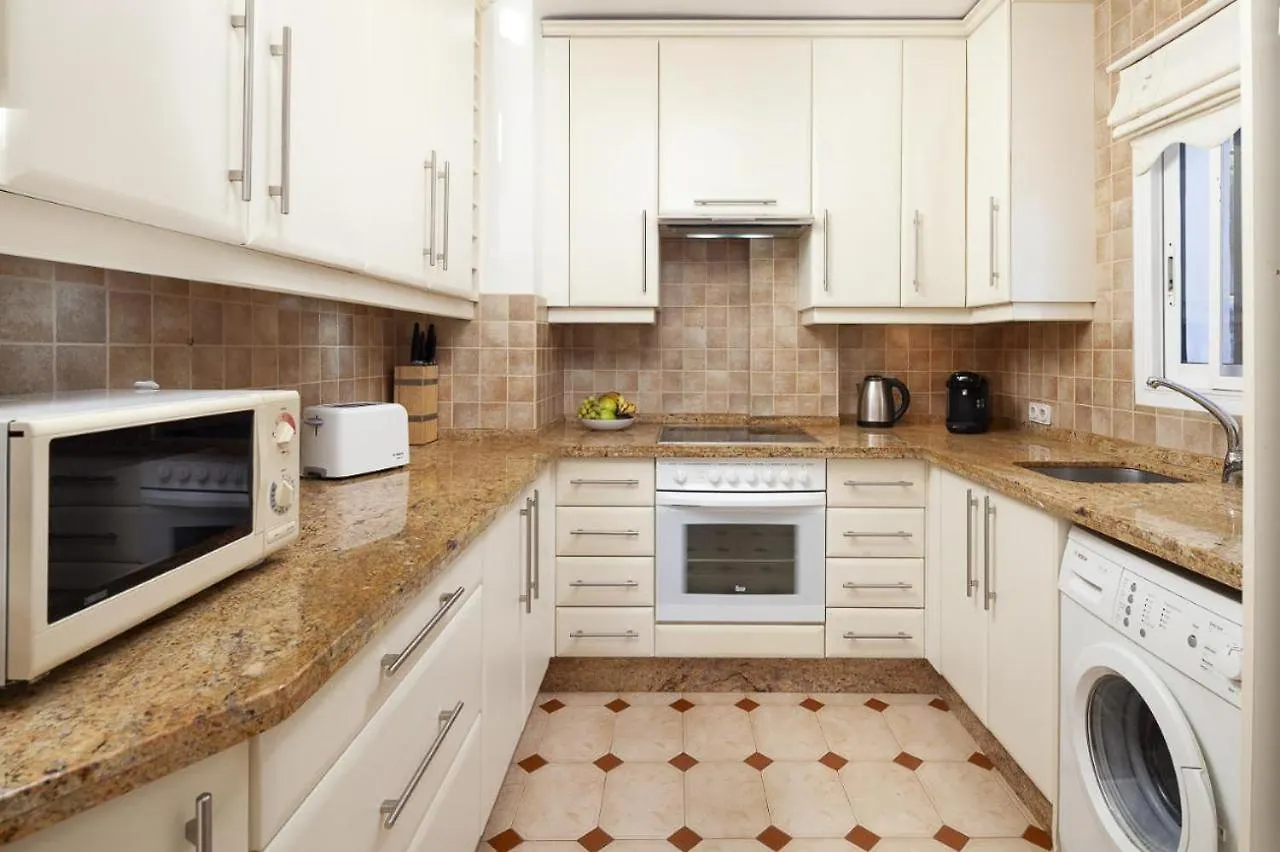Rabat 6 Oasis Properties 内尔哈 0*,  西班牙